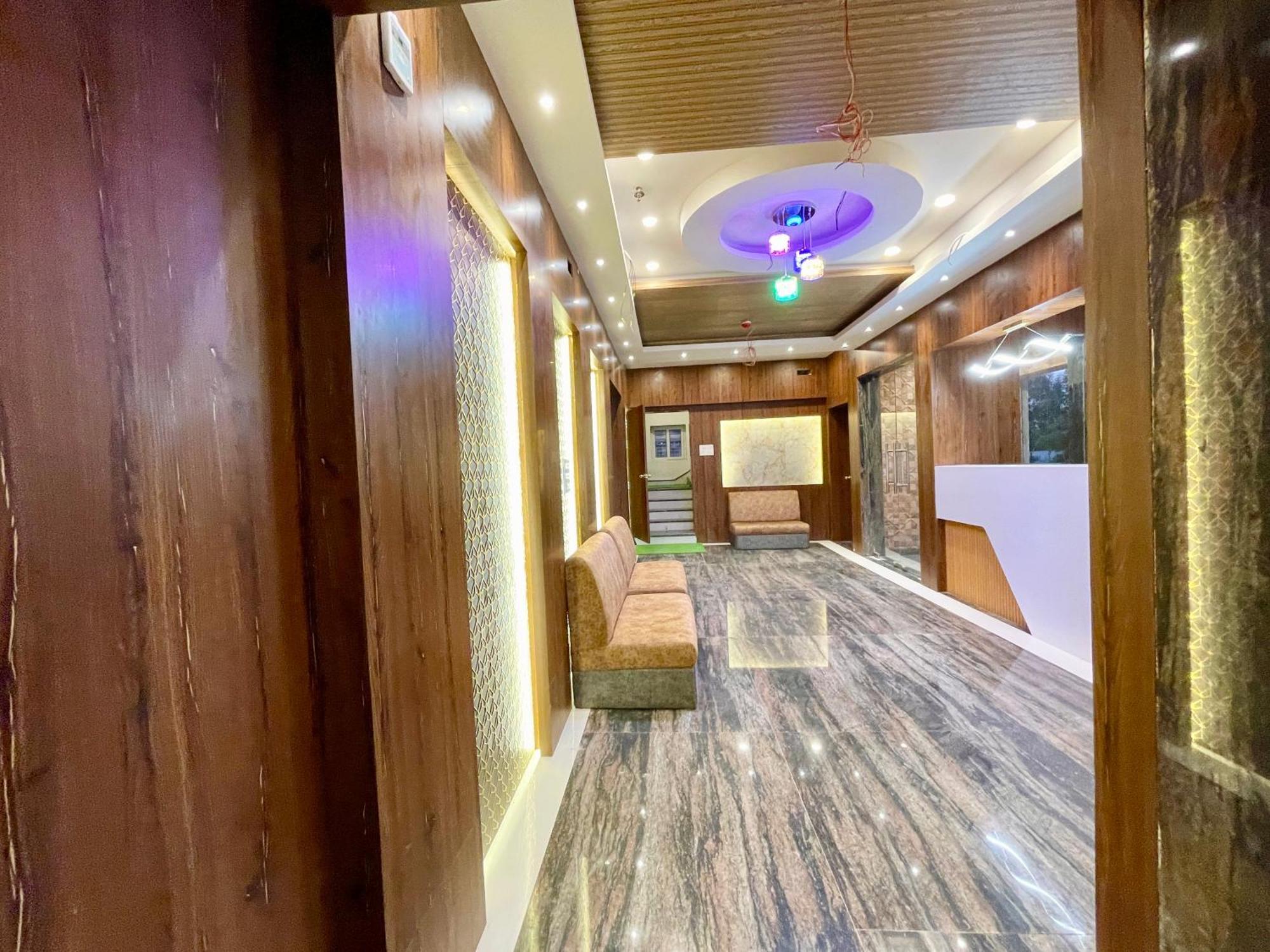 Hotel A One ! Puri, Breakfast Included- Swimming-Pool, Near Sea-Beach-And-Temple, Fully-Air-Conditioned-Hotel With-Lift-And-Parking-Facility - 1 المظهر الخارجي الصورة