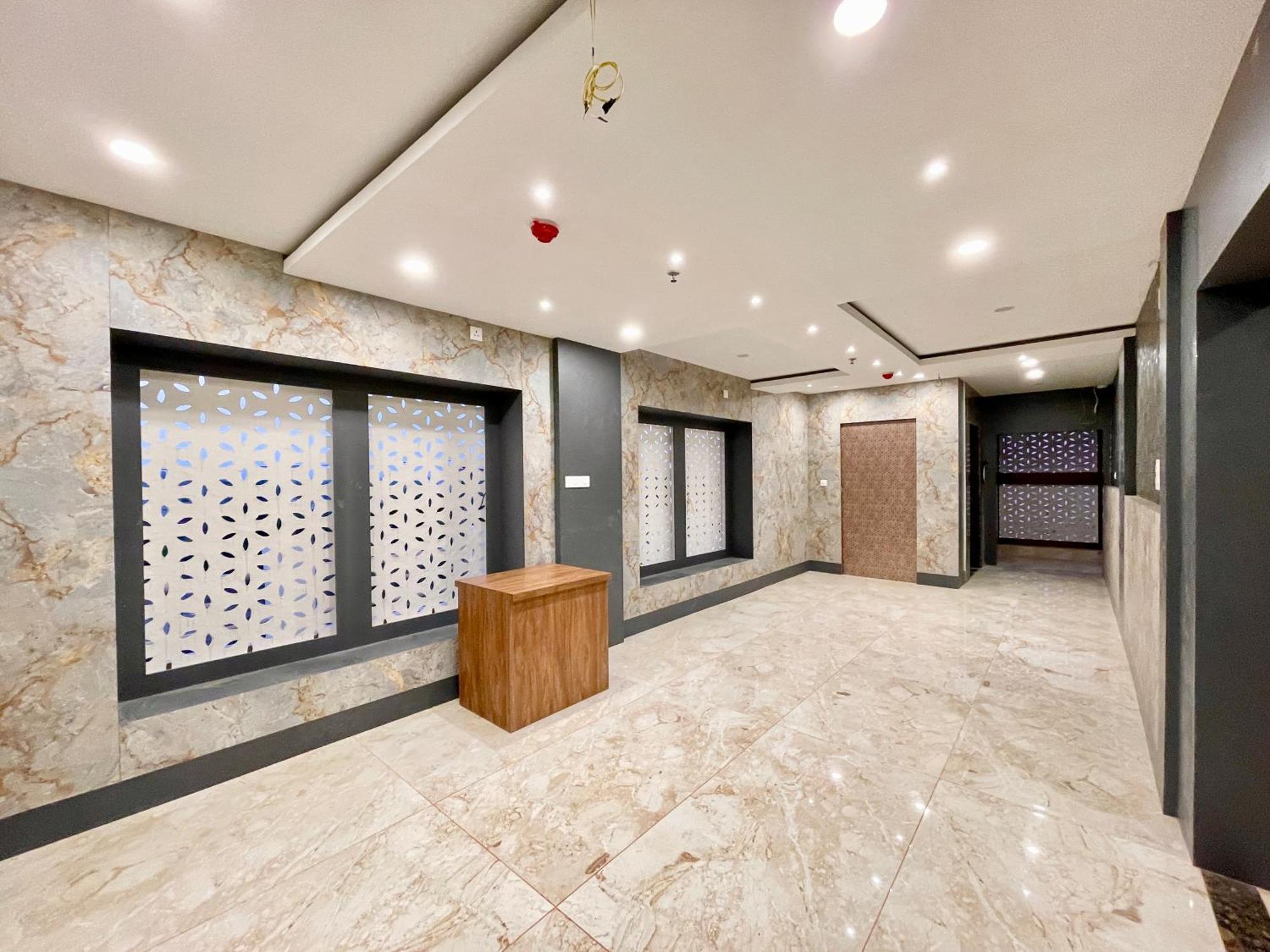 Hotel A One ! Puri, Breakfast Included- Swimming-Pool, Near Sea-Beach-And-Temple, Fully-Air-Conditioned-Hotel With-Lift-And-Parking-Facility - 1 المظهر الخارجي الصورة