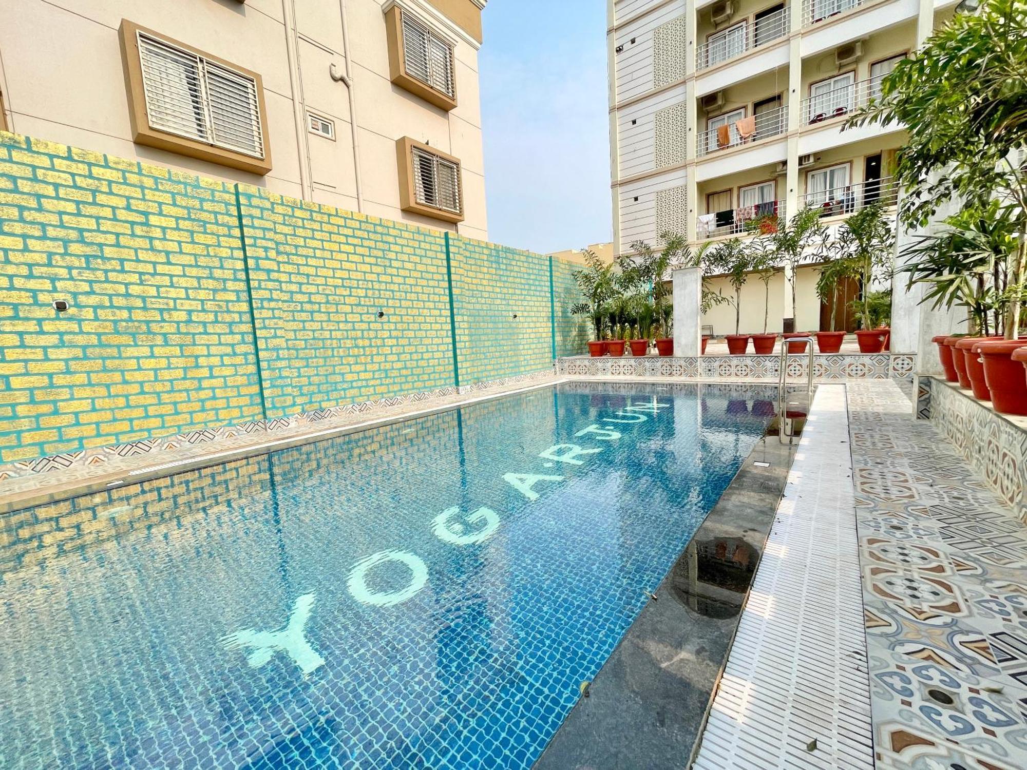 Hotel A One ! Puri, Breakfast Included- Swimming-Pool, Near Sea-Beach-And-Temple, Fully-Air-Conditioned-Hotel With-Lift-And-Parking-Facility - 1 المظهر الخارجي الصورة