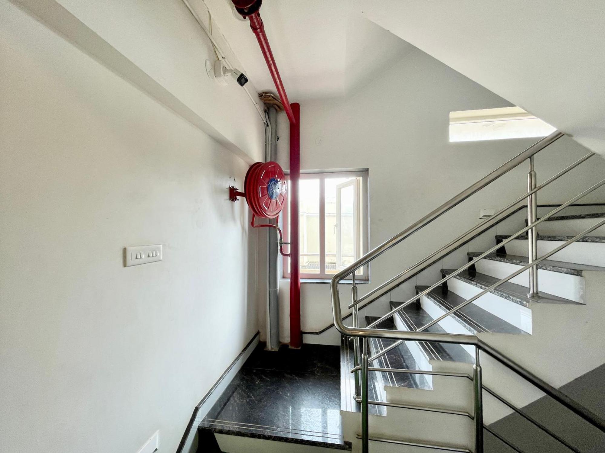 Hotel A One ! Puri, Breakfast Included- Swimming-Pool, Near Sea-Beach-And-Temple, Fully-Air-Conditioned-Hotel With-Lift-And-Parking-Facility - 1 المظهر الخارجي الصورة
